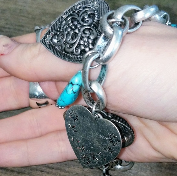 Vintage Heart Charm Bracelet - Picture 6 of 8